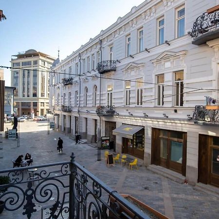 Stylish 2Br Apt In The Heart Of Old Тбілісі Екстер'єр фото