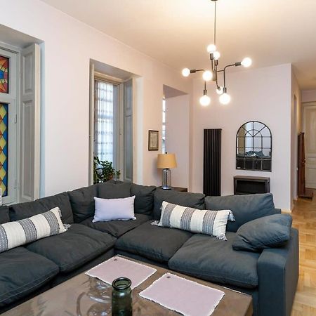 Stylish 2Br Apt In The Heart Of Old Тбілісі Екстер'єр фото