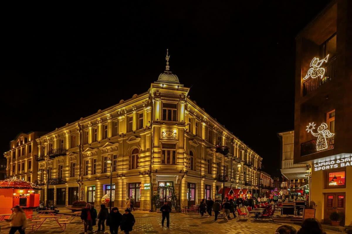 Stylish 2Br Apt In The Heart Of Old Тбілісі Екстер'єр фото